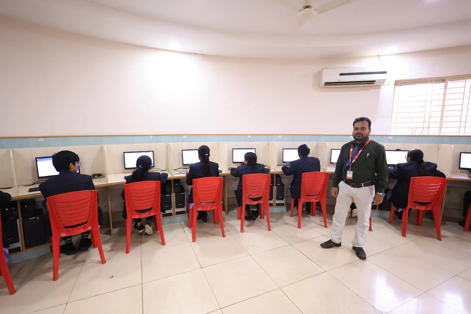 Computer Lab / IT LAB