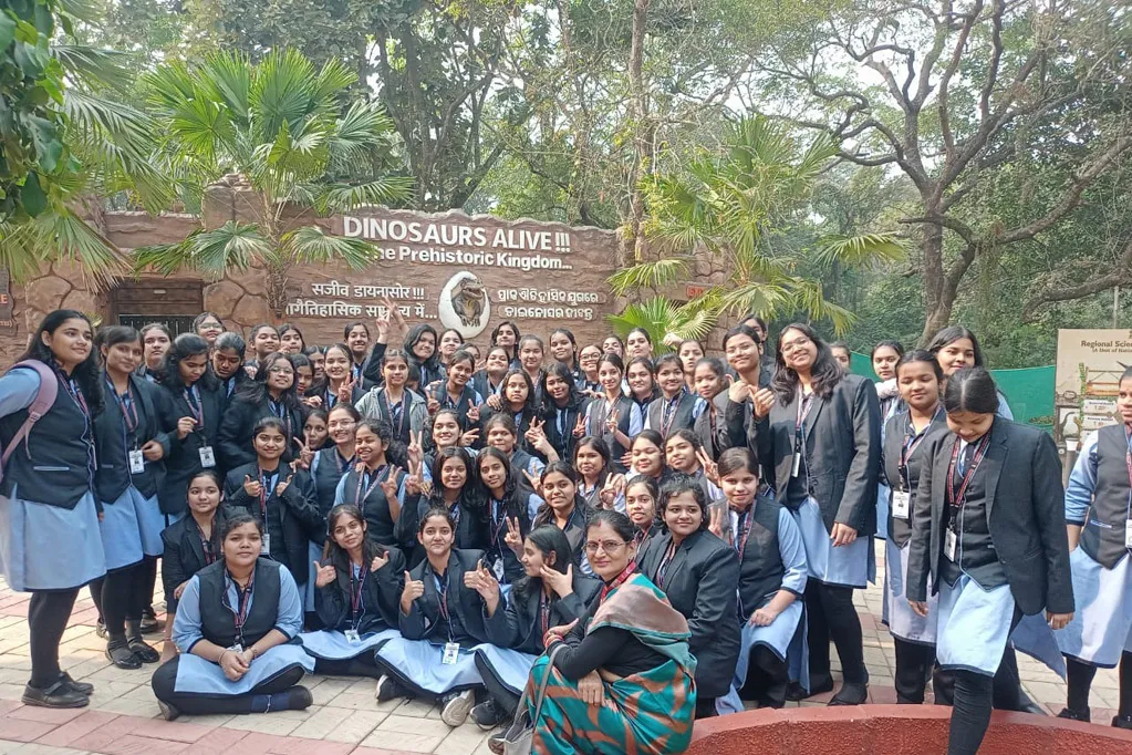 Adyant students in uniform during a school outing